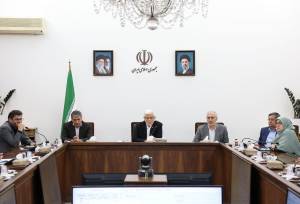 عارف: تأمین معیشت مردم همچنان اولویت دولت است