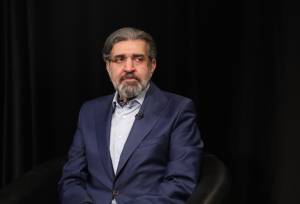 روایت صادق خرازی از حمایت رهبر شهید از ظریف/ اگر حمایت رهبری نبود، تیم دیپلماسی نمی‌توانست قدم از قدم بردارد +فیلم