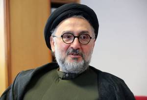 روایت ابطحی از اعلام خبر پذیرش قطعنامه / متن خبر را سید محمد خاتمی نوشت + فیلم