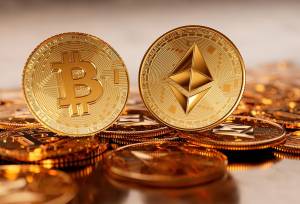قیمت بیت‌کوین و اتریوم امروز چهارشنبه ۱۴ مرداد ۱۴۰۵/ افزایش قیمت بیت‌کوین