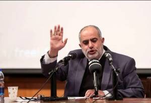 حسام‌الدین آشنا: بنزین نباید سوخت بسیار ارزان برای هر نوع سفر باشد | سیاست‌گذاری می‌تواند از «مدیریت حامل» به «مدیریت خدمت» تغییر جهت دهد