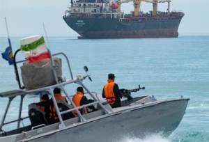 قمار کشورهای خلیج فارس برای دور زدن تنگه هرمز