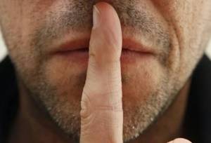 ساکت‌ترین اتاق جهان؛ وقتی حتی صدای پلک‌زدن و حرکت مفاصل خود را می‌شنوید/ آیا واقعا ماندن در این اتاق باعث «دیوانه‌شدن» می‌شود؟