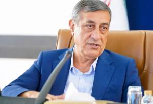 قائم پناه:  ایران به دنبال دستیابی به سلاح هسته‌ای نیست/ ترامپ تلاش دارد همچون ونزوئلا کنترل منابع نفتی ایران را به دست بگیرد