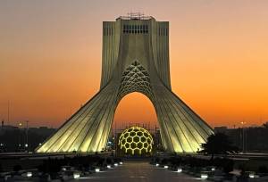 توضیح چمران درباره تغییر نام میدان آزادی