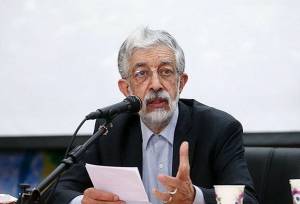 حداد عادل: ممکن است یک کسی جنگ را لازم‌تر بداند و دیگری مذاکره / هر دو دلشان برای ایران می‌تپد و این دلیلی بر اختلاف و تهمت نیست