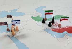 دیاکو حسینی: باید وقوع جنگ را قطعی دانست اما... | دیدگاه اروپا نه برای ایران اهمیت دارد نه آمریکا | چین انگیزه میانجی‌گری ندارد