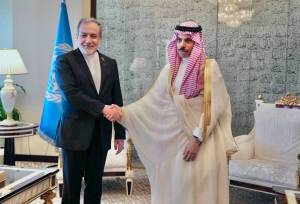 دیدار مهم عراقچی و فیصل بن‌فرحان در نیویورک/تهران و ریاض رایزنی کردند+عکس