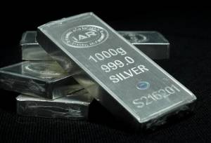 حجم مبادلات شمش نقره در بورس کالا از 200 تن عبور کرد