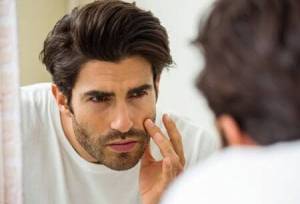 کندن موی این قسمت از بدن خطرناک است/ چه زمانی باید به پزشک مراجعه کرد؟
