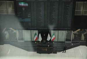 بورس تهران تغییر مسیر داد؛ شاخص هم‌وزن صعودی شد | ۶۶۷ نماد، مثبت بسته شدند | پایان هفته امیدوارکننده بازار سهام