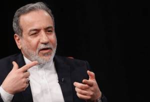 عراقچی: مذاکرات از طریق واسطه‌ها ادامه دارد/ نه حزب‌الله و نه انصارالله، تابع ایران نیستند/ برای مواجهه با جنگی جدید کاملاً آماده‌ایم