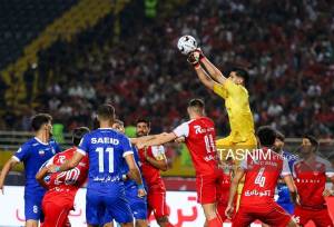 تقسیم امتیاز استقلال و پرسپولیس در دربی 107/ تمام جذاب در نصف جهان
