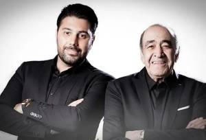 اشک های تلخ احسان خواجه امیری در مراسم تشییع پدرش+ فیلم