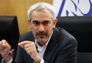 خبر مهم وزیر اقتصاد برای دارندگان ارز/سرمایه‌گذاری ارزی با موبایل کلید می‌خورد