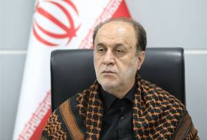 حاجی‌بابایی: مجلس از خواسته ملت و رهبری درباره تنگه هرمز عقب نمی‌نشیند