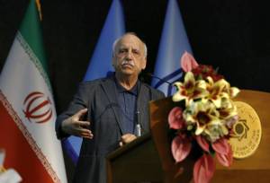 حسین عبده‌تبریزی: ریسک‌های اقتصاد ایران به یکدیگر پیوسته‌اند | پس از کرونا، ریسک‌های مربوط به زنجیره تأمین را جدی‌تر احساس کرده‌ایم