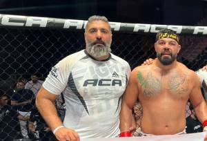 استکی: علی‌ اکبری برای تاریخ‌سازی در MMA ایران می‌جنگد