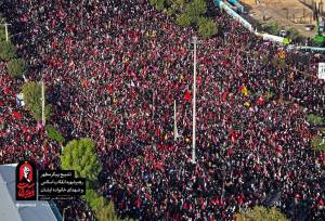 تصاویر هوایی از «بدرقه رهبر شهید» در مسجد جمکران