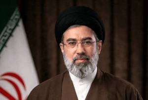 پیام قدردانی رهبر انقلاب از مردم عراق برای شرکت در تشییع رهبر شهید/ مردم مؤمن عراق حماسه‌ای عظیم و پرمعنا آفریدند