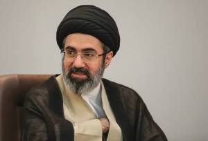 تصاویر قدیمی از دیدار آیت‌الله سیدمجتبی خامنه‌ای با جانبازان حزب‌الله لبنان