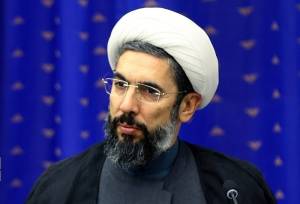 رستمی: دشمن دنبال ضعیف کردن ایران از طریق نهادهای قدرت‌آفرین است