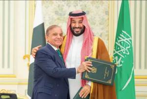 ادعای رویترز درباره عملیات نظامی عربستان علیه انصارالله یمن/ پاکستان بین ۳۰ هزار تا ۴۰ هزار نیرو برای کمک به عربستان فرستاده است؟