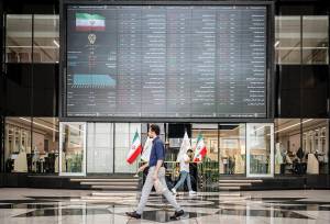اتفاقی متفاوت در بورس تهران/ معادله سنتی تغییر کرد/ چرا رشد نرخ دلار لیدری بازار را تغییر داد؟