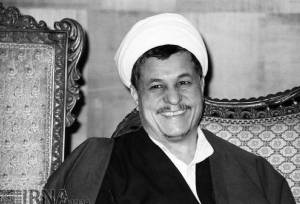 ماجرای زهرا کاظمی در خاطرات هاشمی/ دو نفر از کارمندان وزارت اطلاعات، در مسئله زهرا کاظمی مجرم شناخته شده‌اند