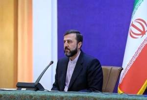 غریب آبادی: ایران هیچ درخواستی برای مذاکره با آمریکا ارائه نکرده/ آمریکایی ها از حدود ۱۰ روز قبل پیام‌ دادند که درگیری را جمع کنیم