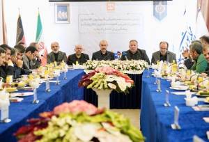 نشست مشترک وزیر اقتصاد و کمیسیون اقتصادی مجلس
