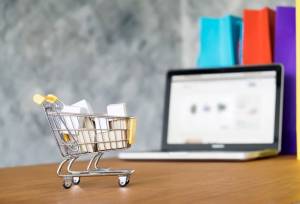 استقرار 700 هزار کسب‌وکار در بستر اینستاگرام | سهم هر ایرانی از تجارت اجتماعی تنها 7 دلار است | ضربه فیلترینگ به 150 همت گردش مالی در اینستاگرام