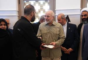 قالیباف از جانبازان و خانواده شهدای حمله به حشدالشعبی تجلیل کرد