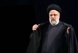 وزیر کار دولت رئیسی: وقتی گفتند بالگرد رئیسی فرود اضطراری کرد و نمی‌دانند کجاست، من مطمئن شدم که ایشان شهید شده‌اند+ فیلم