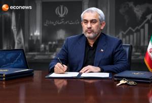 تأکید وزیر اقتصاد بر تسریع در واگذاری اموال مازاد دولت
