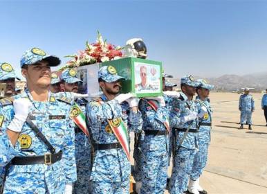 پیکر شهید خلبان مجید کاظمی به میهن بازگشت
