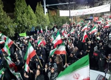 همزمان با چهلم شهدای دانش‌آموزان میناب