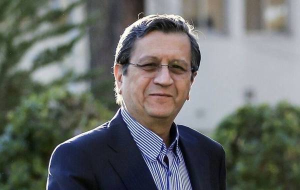 بانک مرکزی تماشاگر نوسانات غیرعادی بازار ارز نیست