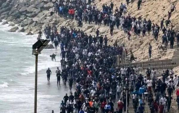 اولین واکنش مراکش به هجوم مهاجران به اسپانیا