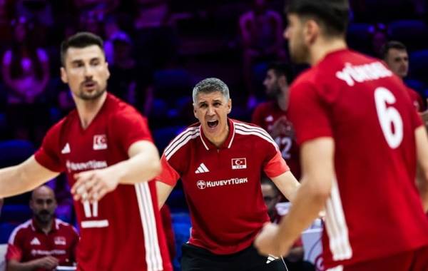 کواچ: ملی پوشان ایران باید برای نام ایران بجنگند