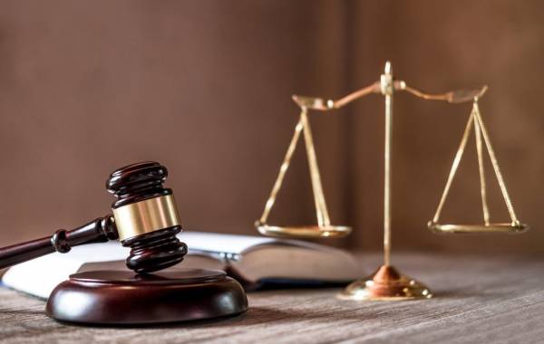 توقیف گسترده اموال شرکت‌های تراستی