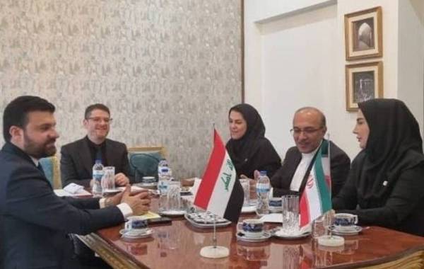 توافق تهران و بغداد برای پایان معطلی کامیون‌ها در مرز