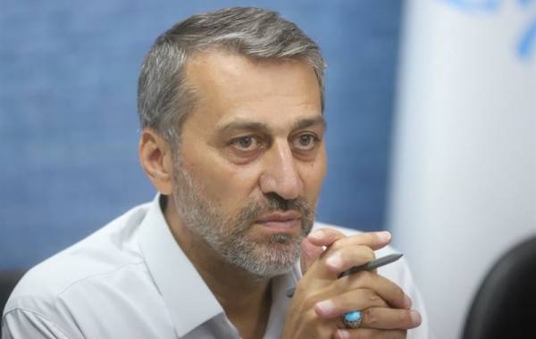 زیرساخت‌‌های حمل‌ونقل باید تکمیل شود