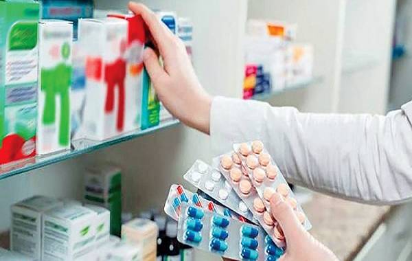 تجربه جنگ ثابت کرد باید بروکراسی‌ها را کنار زد