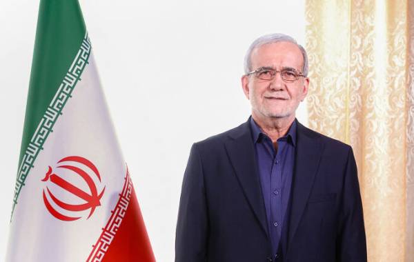 تشکر پزشکیان از همراهی مردم در اجرای طرح بنزین