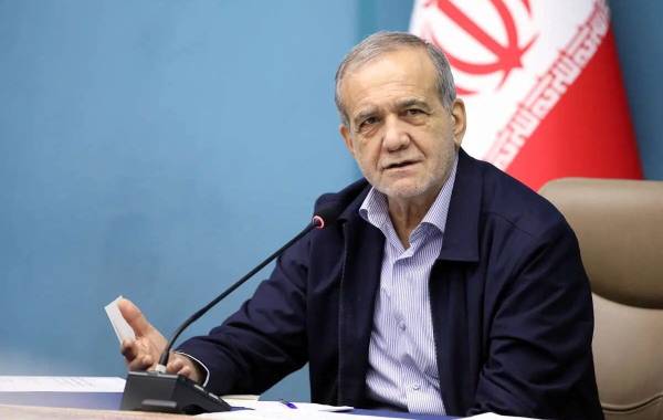 مخالفت پزشکیان با استفاده نوجوانان از آسانسور+فیلم