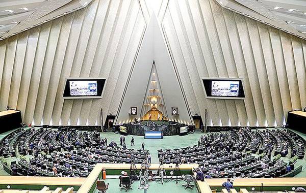 خیز مجلس برای استیضاح هشت وزیر دولت پزشکیان