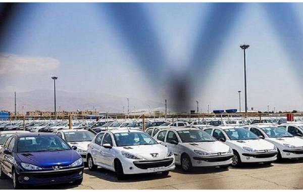بازار خودرو تسلیم شد ؛ مقاومت خودرو در برابر دلار!