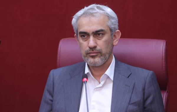 دیدار وزیر اقتصاد با اعضای تیم المپیاد جهانی اقتصاد