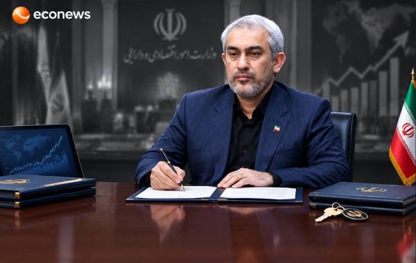 تأکید وزیر اقتصاد بر تسریع در واگذاری اموال مازاد دولت